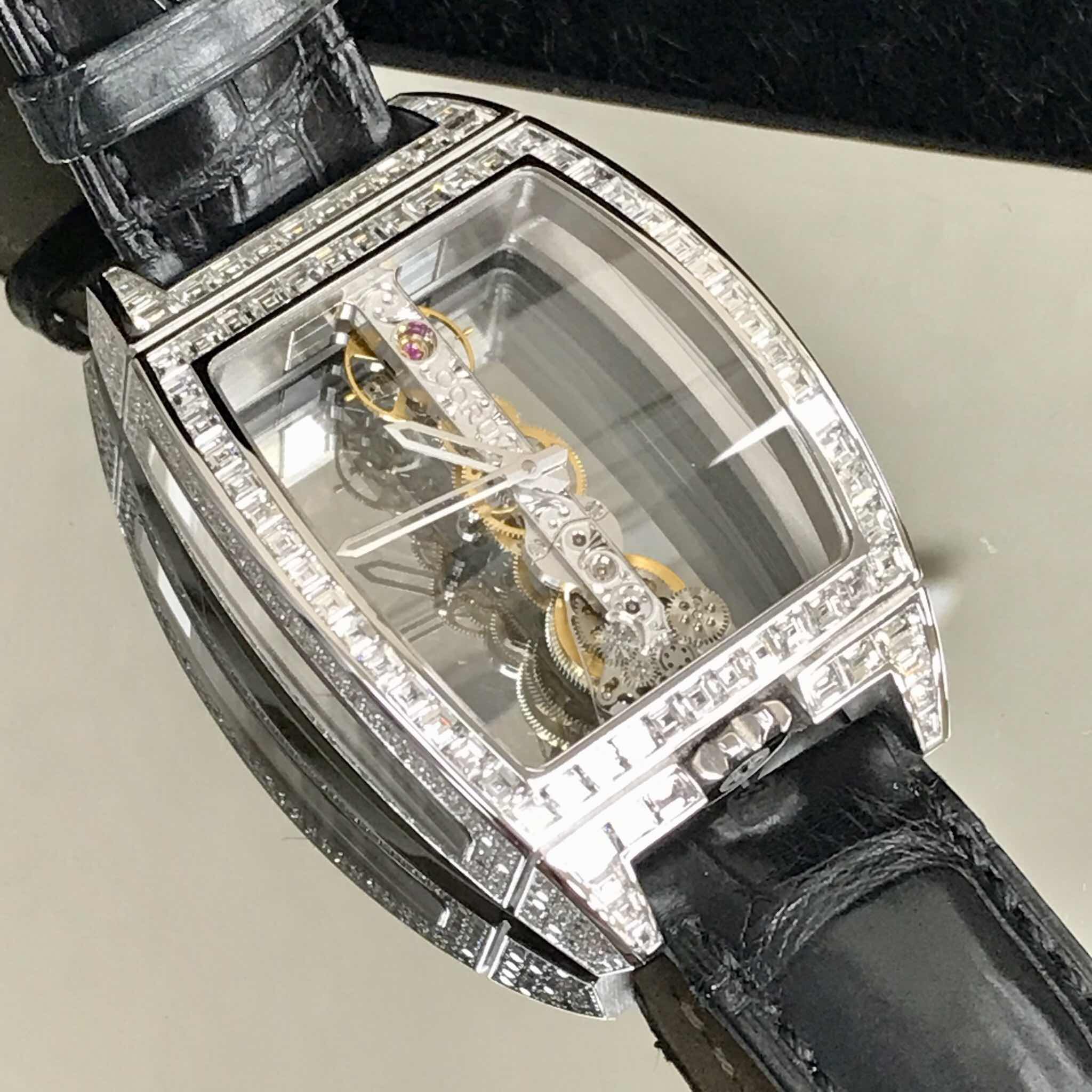 全新corum 昆仑 昆仑桥系列 18kt白金/钻 透明髅空 手动机芯 113.169.