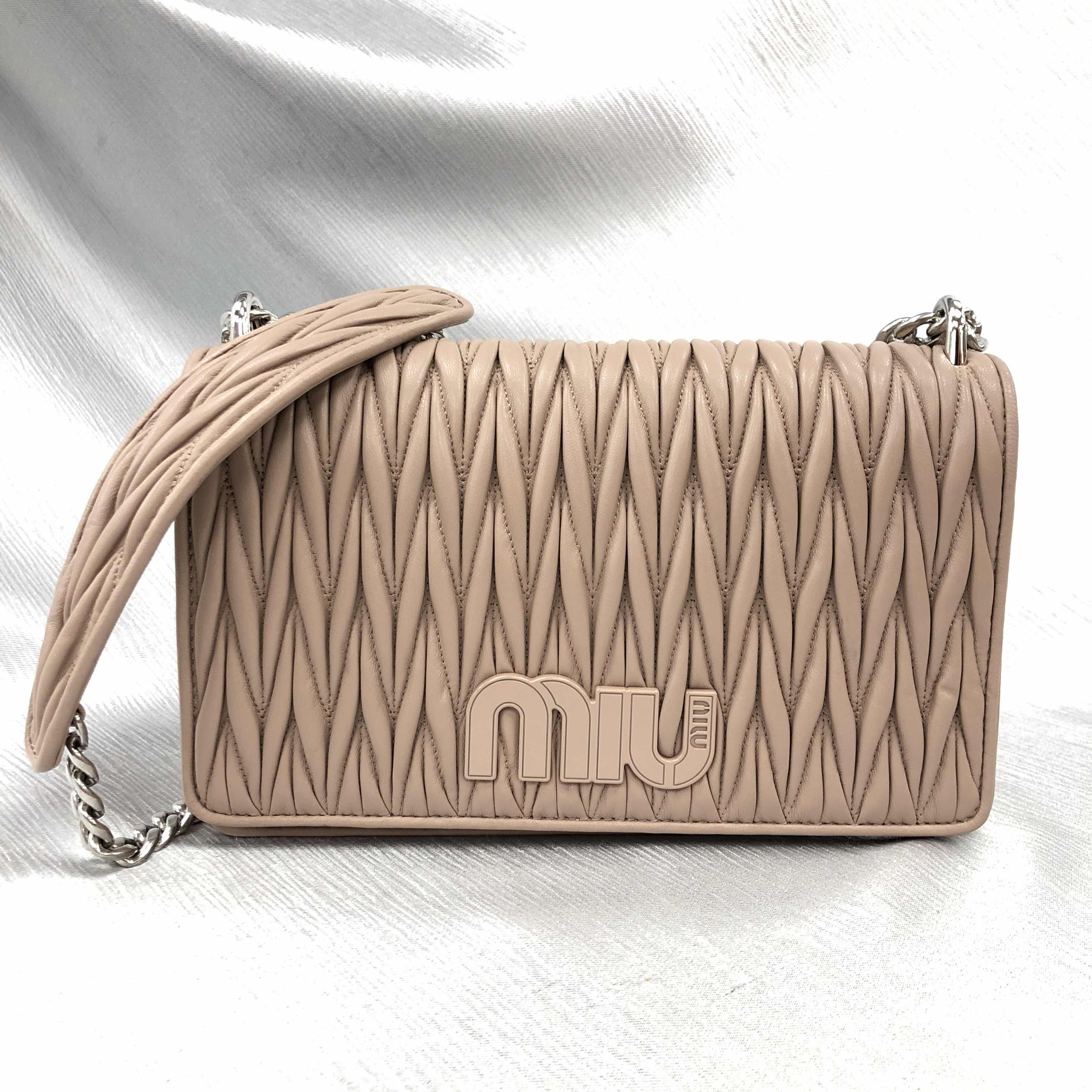 miu miu 缪缪 手袋 5bd099 n88 f0770 羊皮 粉红色