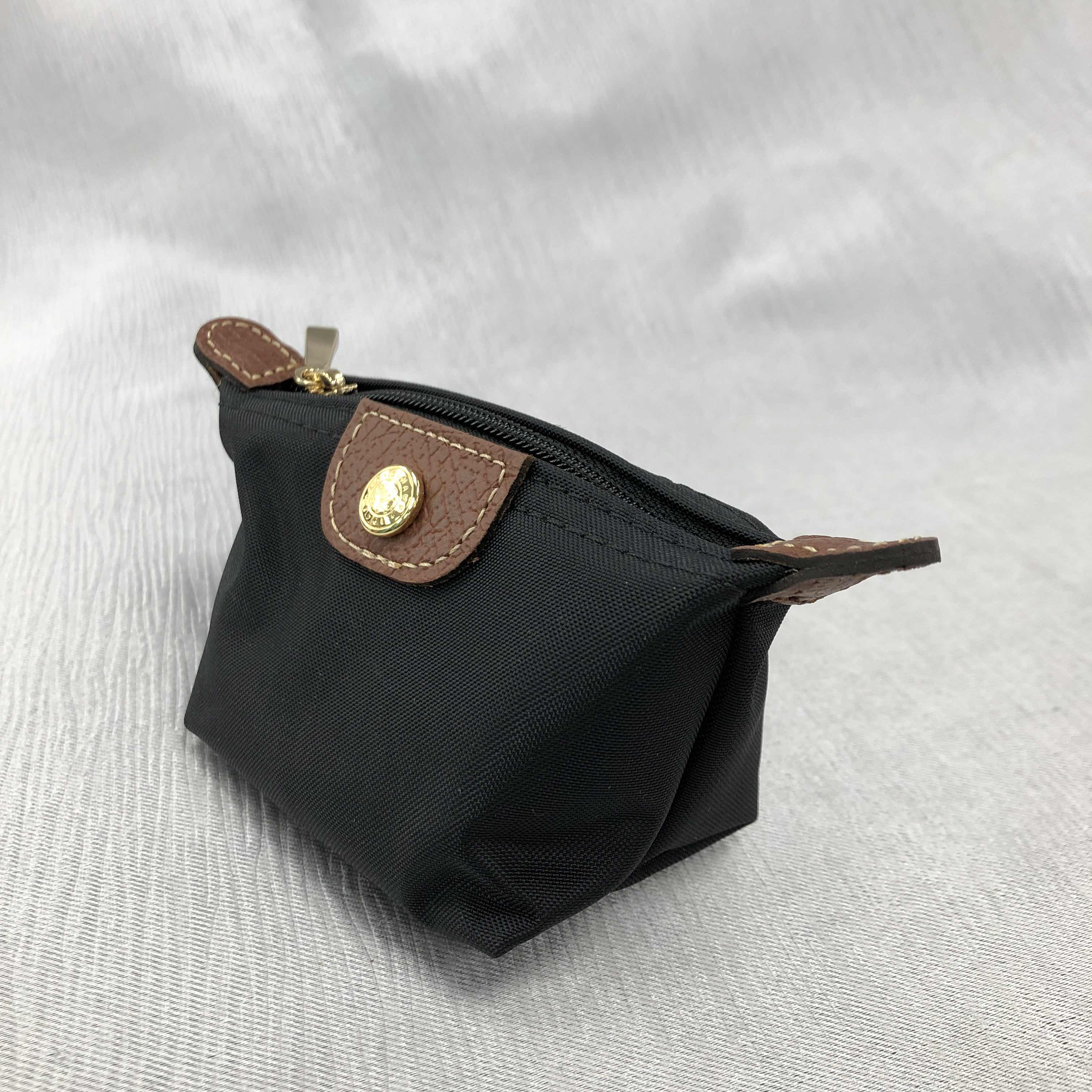 longchamp wristlet bag