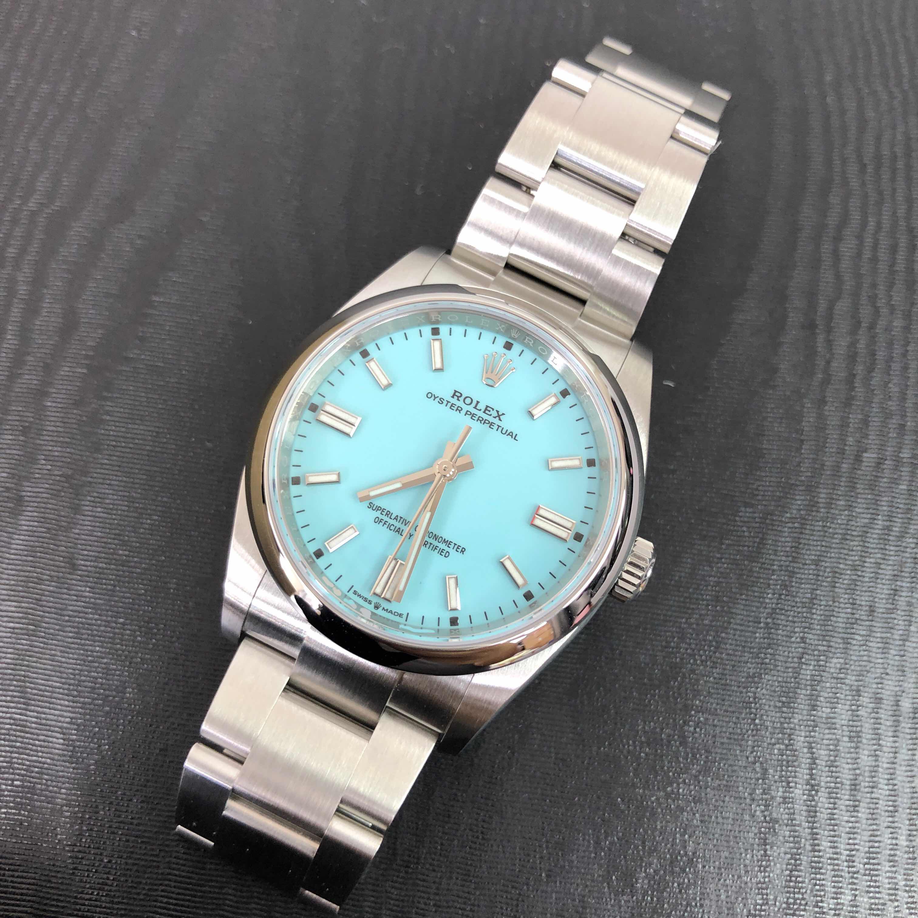 NEW ROLEX OYSTER PERPETUAL 126000-0006 