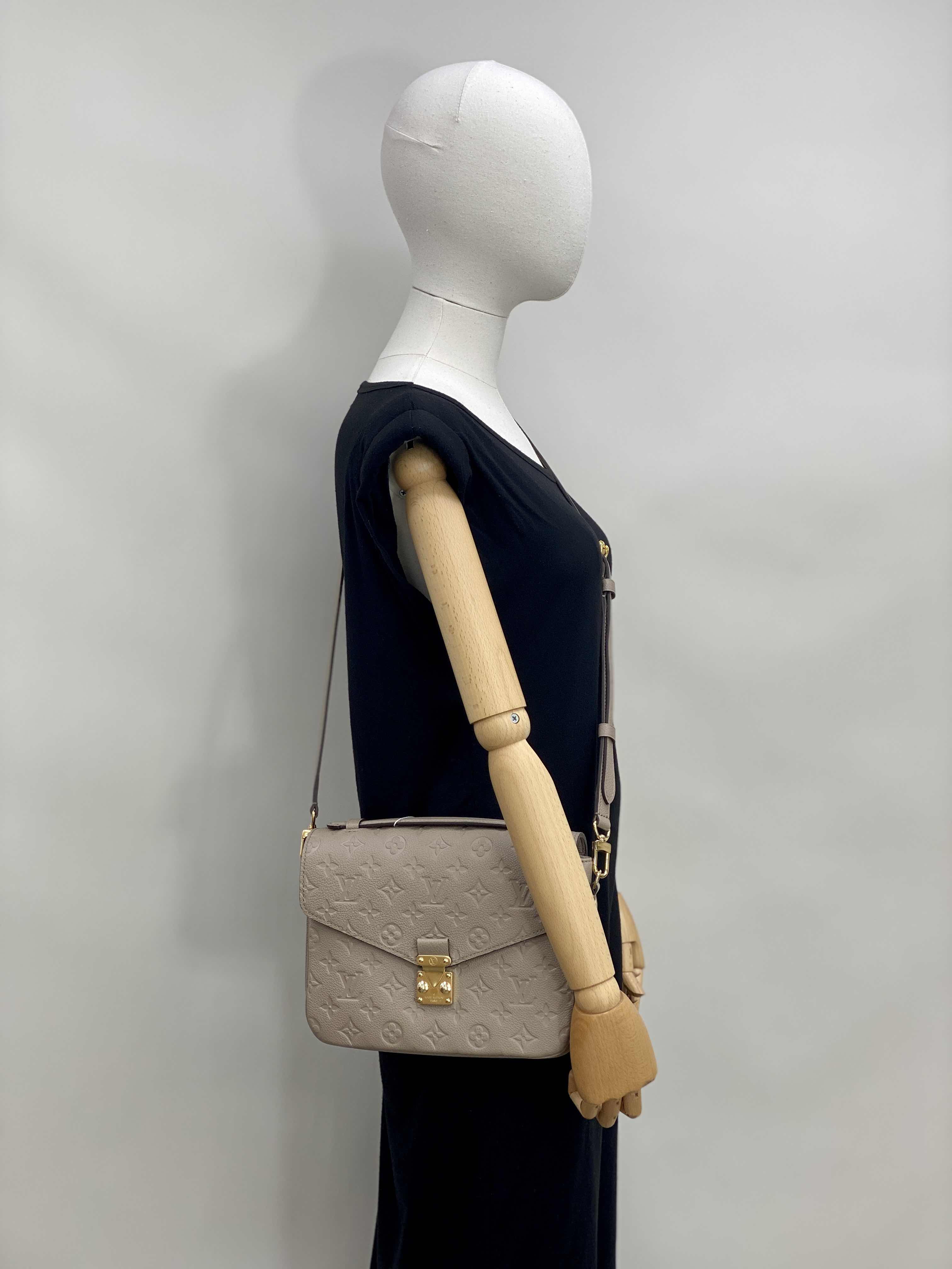 NEW LOUIS VUITTON HANDBAGS POCHETTE MÉTIS M44881 SHOULDER BAG/CROSSBODY BAG  /HANDBAG MONGRAM