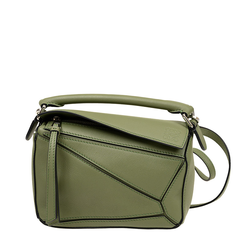 loewe bag from which country